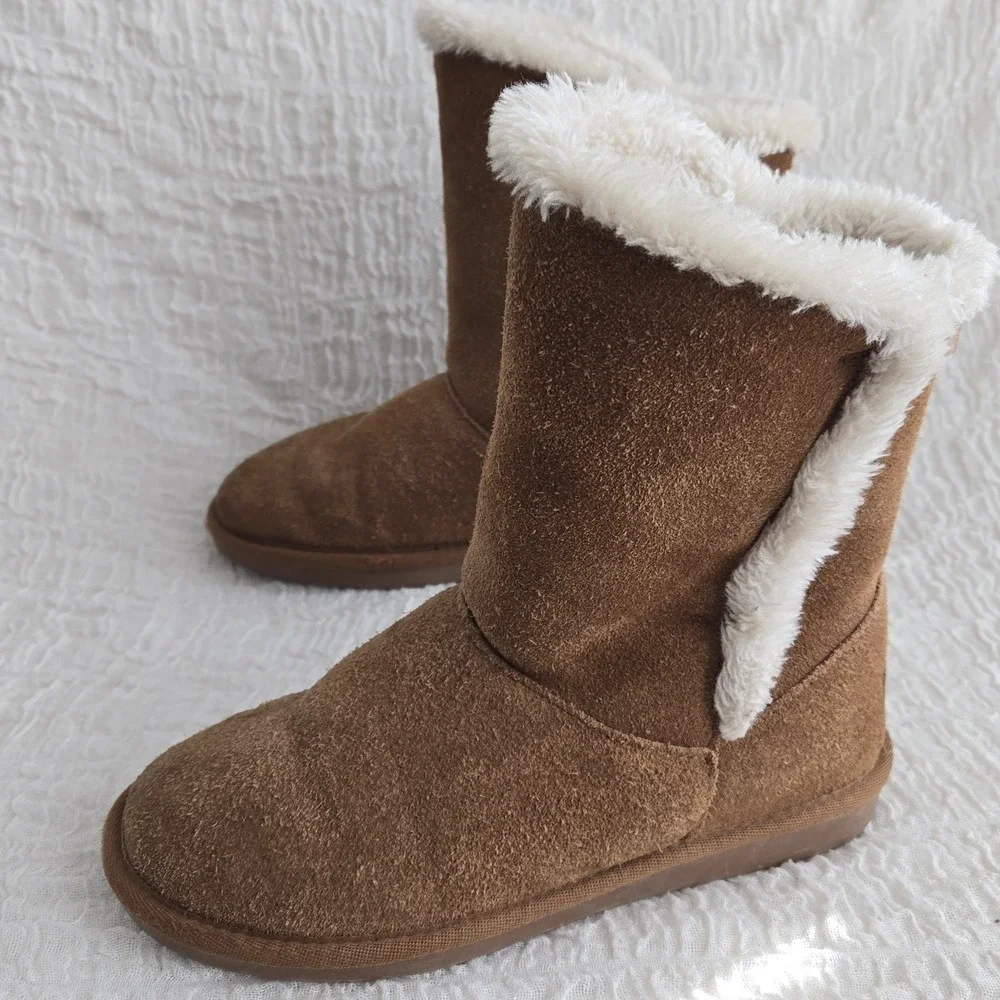 Minnetonka Winter Boots Women's Size‎ 6 Brown Mid Calf Suede Faux Fur Slip On
